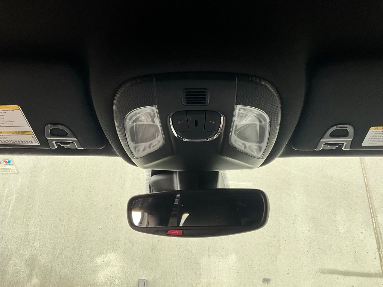 Used 2025 Jeep Compass Latitude AWD/4WD image 15