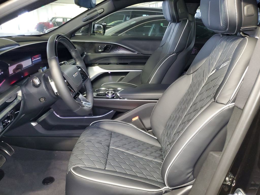 New 2026 Cadillac Lyriq V w/ Exterior Carbon Fiber Package AWD/4WD image 16