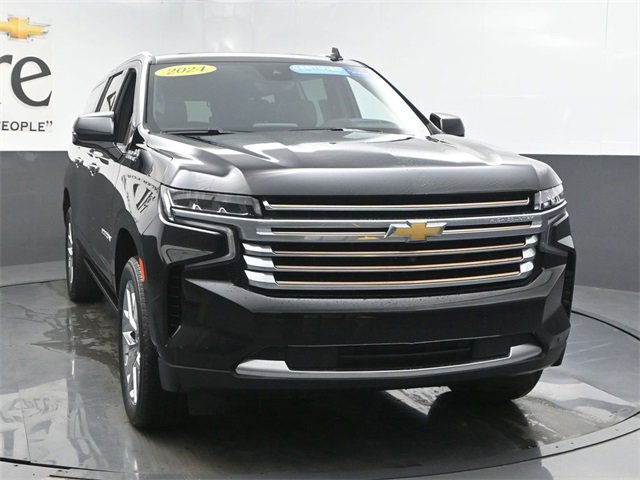 Certified 2024 Chevrolet Suburban High Country w/ Advanced Technology Package image 52