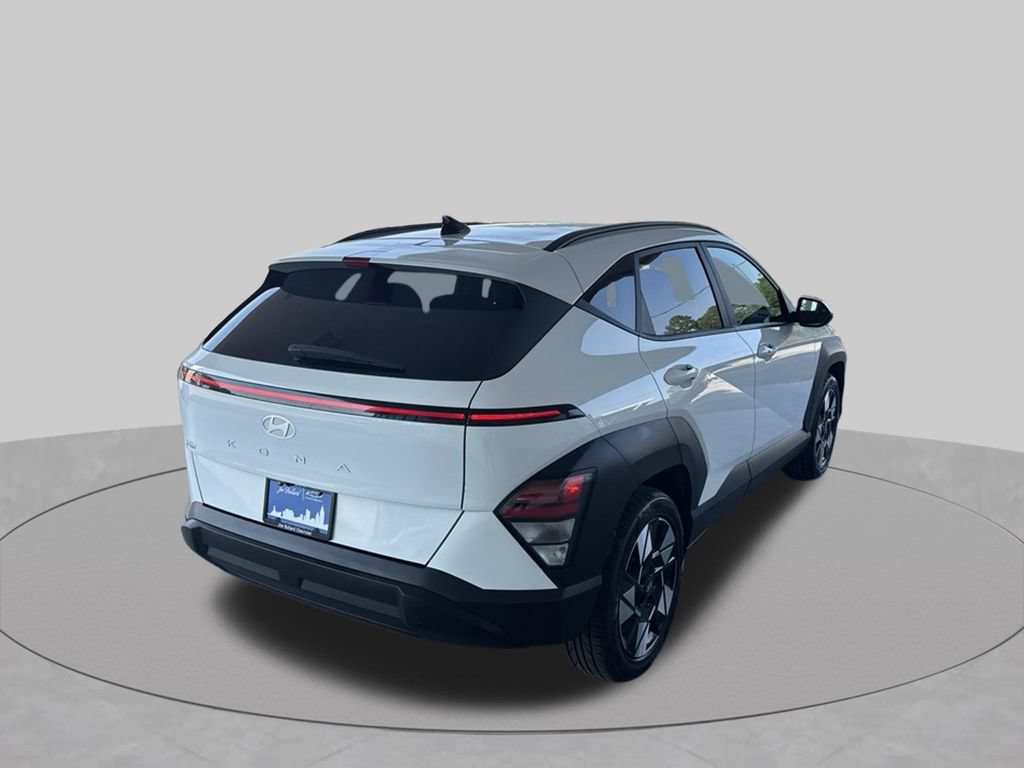 Used 2025 Hyundai Kona SEL FWD image 8