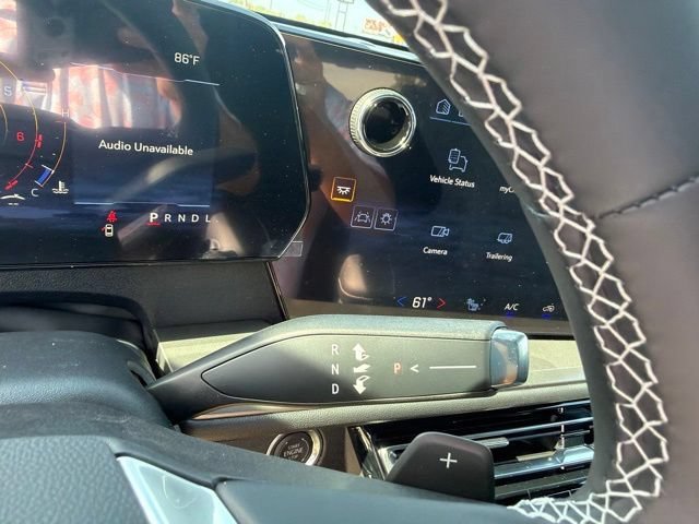New 2027 Chevrolet Traverse LT w/ Driver Confidence Package FWD image 22