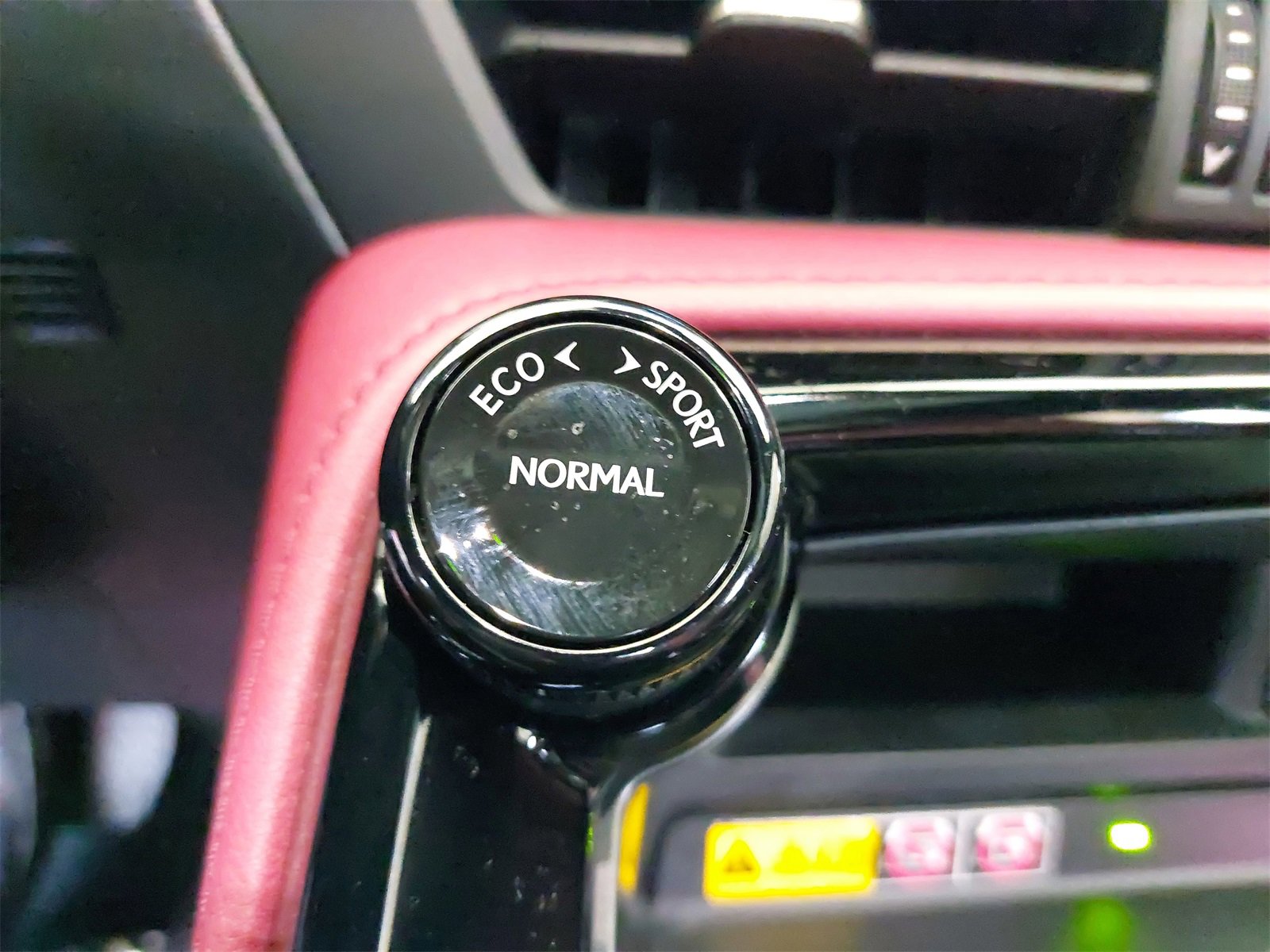 Used 2022 Lexus NX 350h AWD image 29