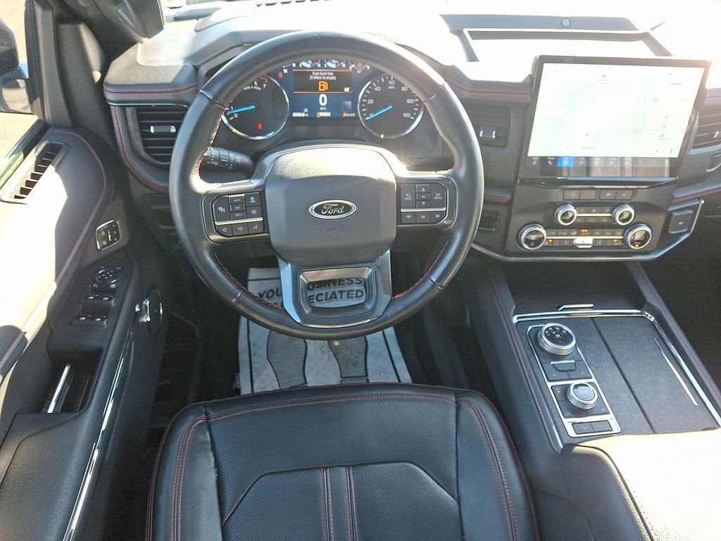 Used 2022 Ford Expedition Limited image 11