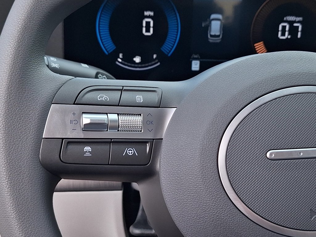 New 2027 Hyundai Kona SE AWD/4WD image 16