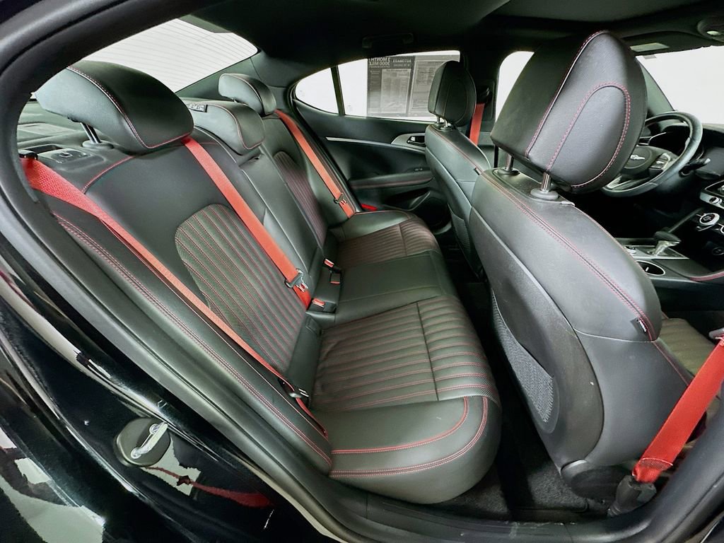 Used 2023 Genesis G70 2.0T w/ Sport Prestige Package image 11