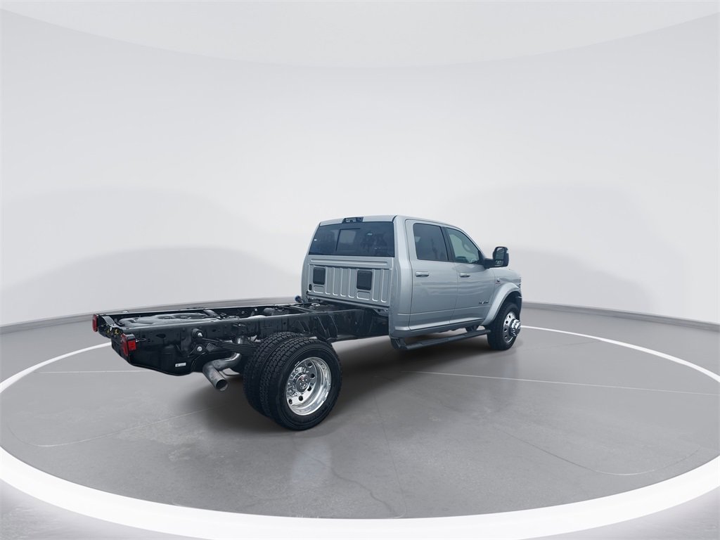 New 2026 RAM 5500 Tradesman w/ Laramie Trim Package image 8