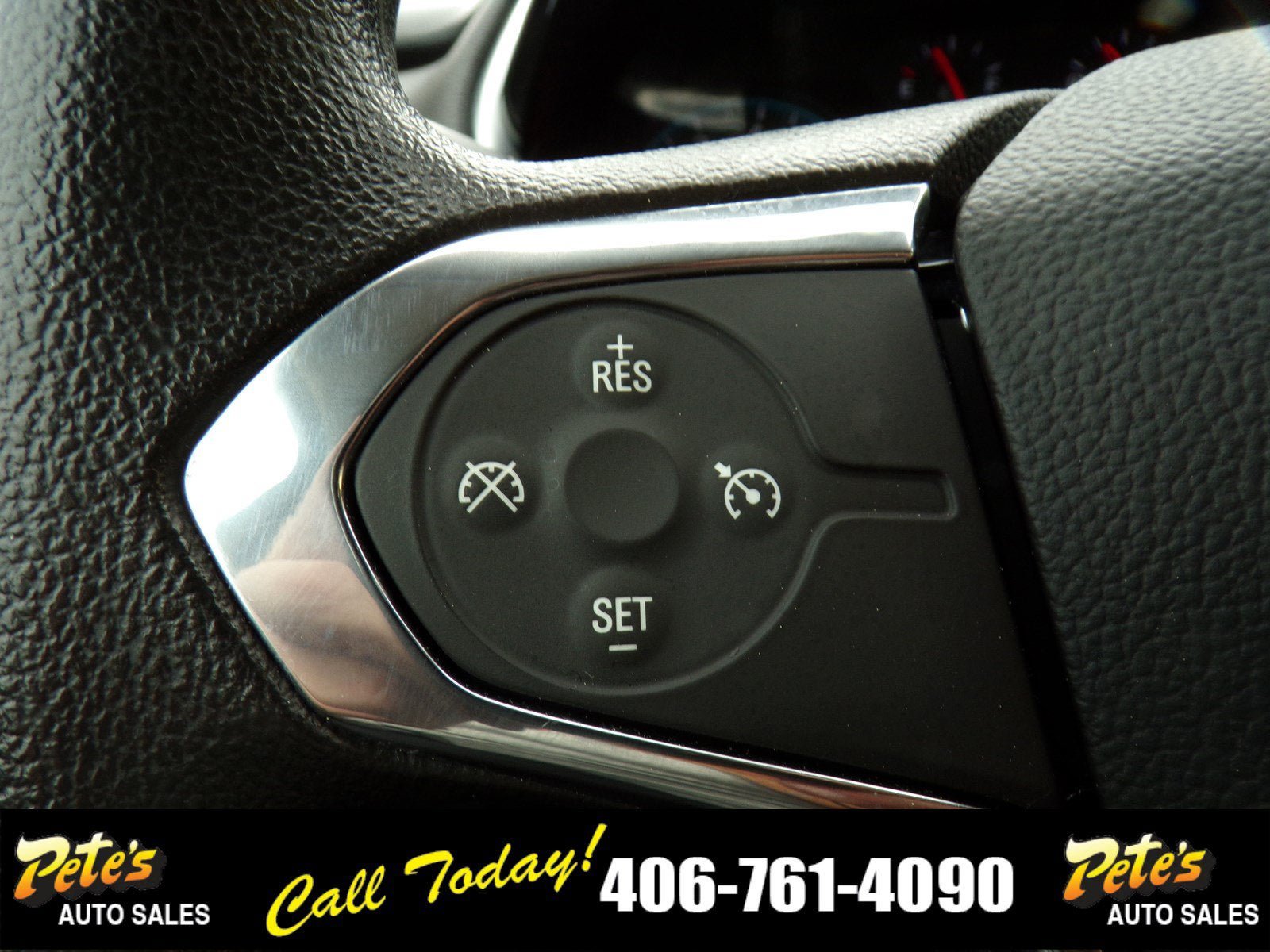 Used 2019 Chevrolet Traverse LS AWD/4WD image 32