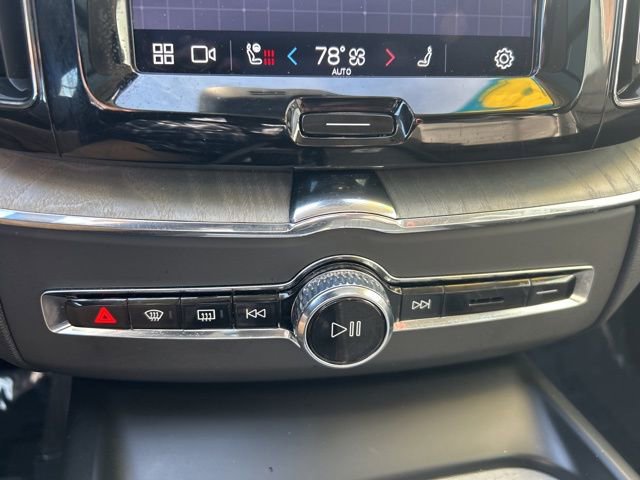 Certified 2025 Volvo XC60 B5 Plus image 25