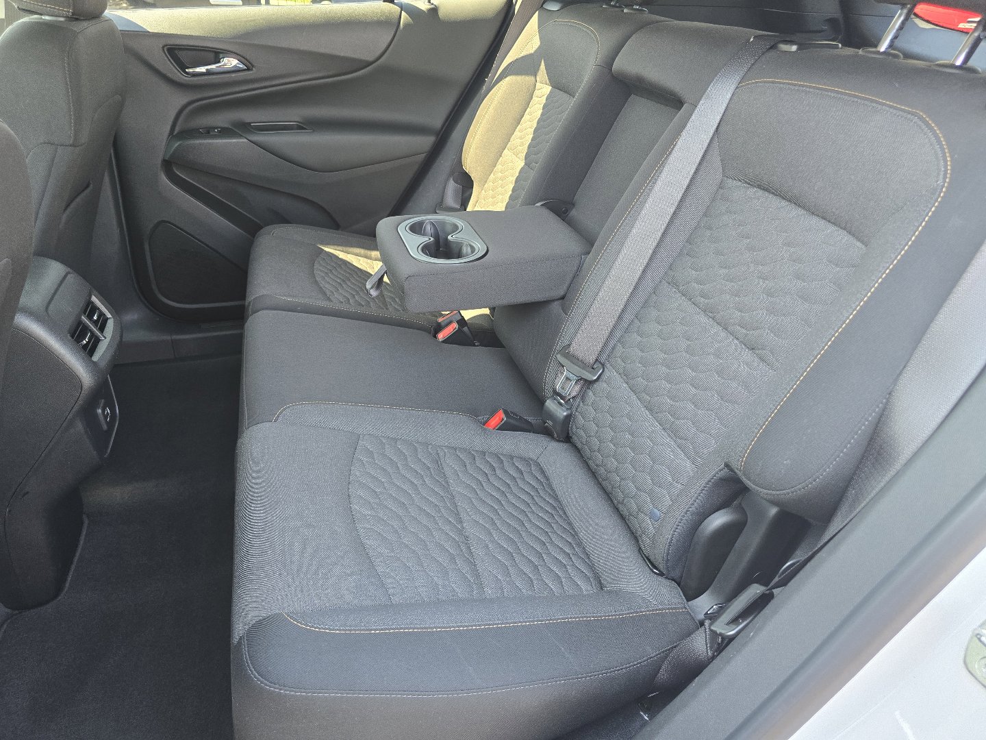 Used 2021 Chevrolet Equinox LT FWD image 26
