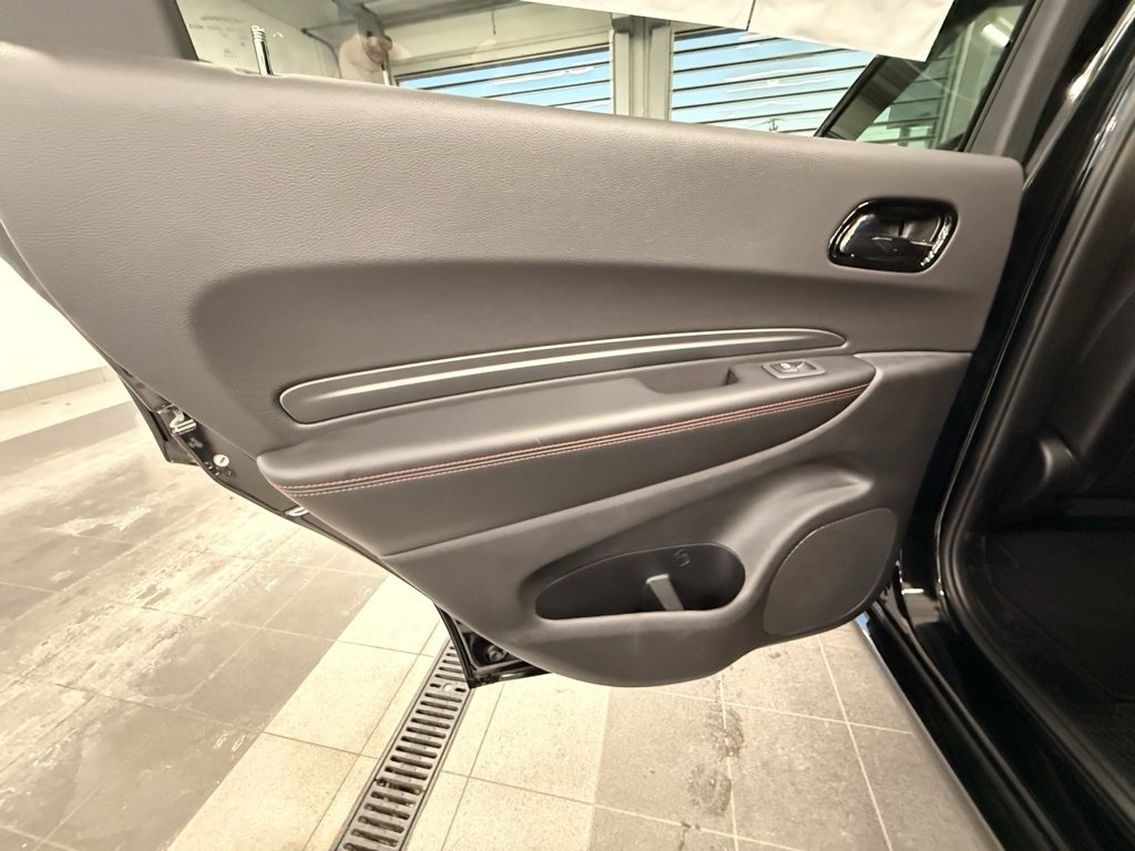 Used 2025 Dodge Durango GT image 44