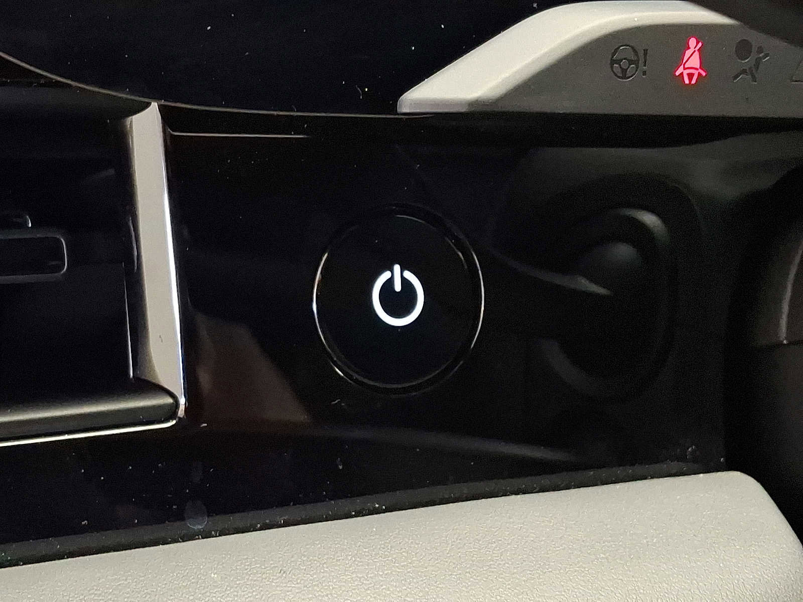 Used 2021 Porsche Taycan Turbo S image 26