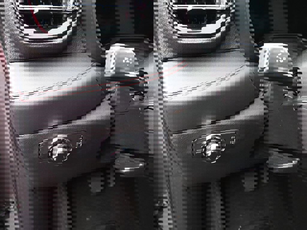 New 2024 Dodge Hornet GT image 13