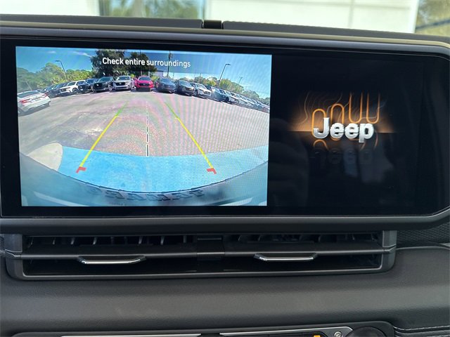 Used 2024 Jeep Wrangler Unlimited Rubicon image 23