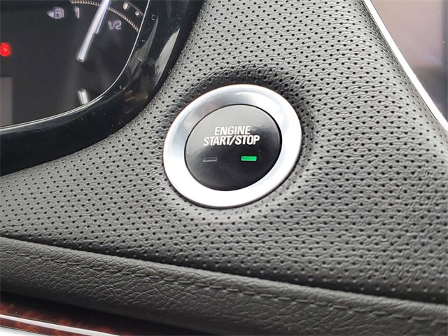 Used 2017 Cadillac XT5 Luxury w/ Driver Awareness Package image 19