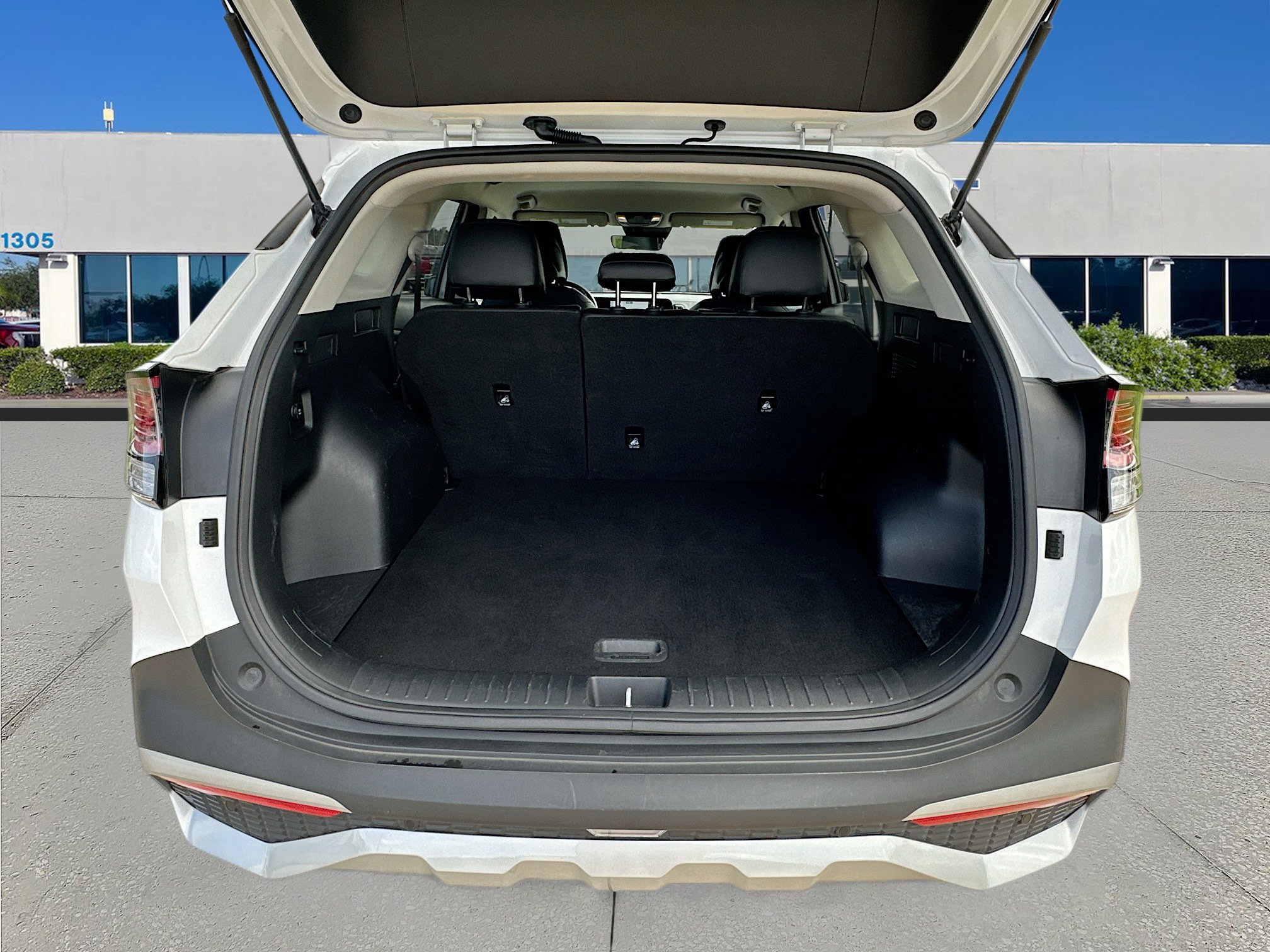 Used 2023 Kia Sportage EX image 26