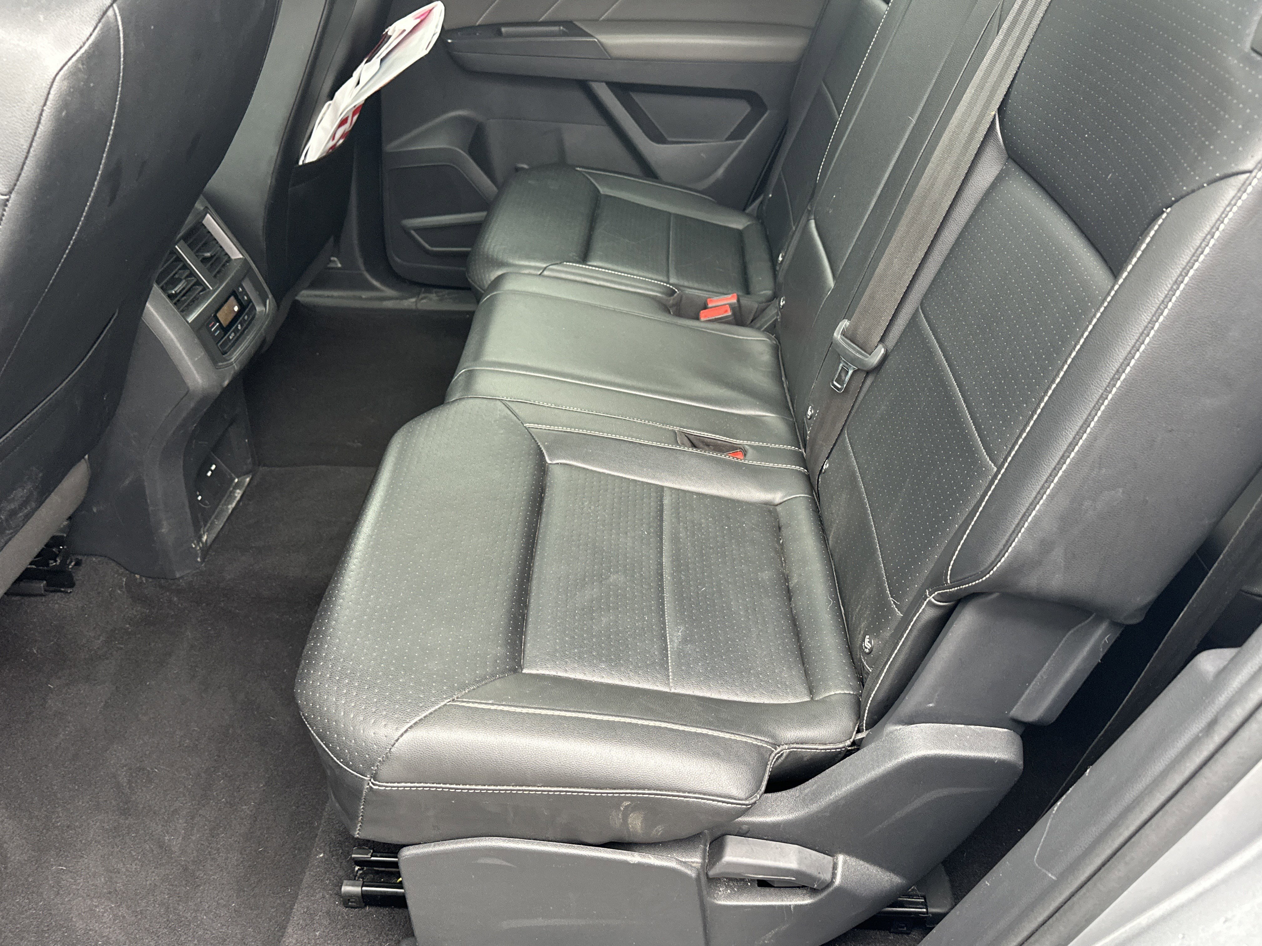 Used 2022 Volkswagen Atlas SE w/ Panoramic Sunroof Package image 18