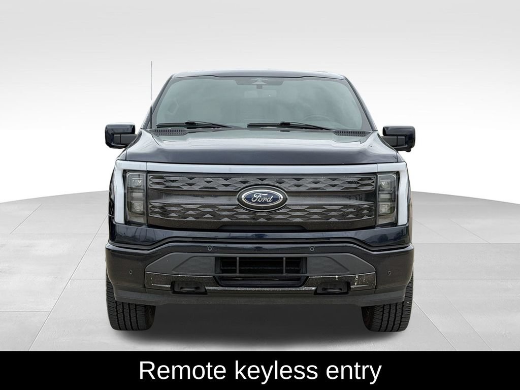 Used 2023 Ford F150 Lightning Platinum AWD/4WD video 3