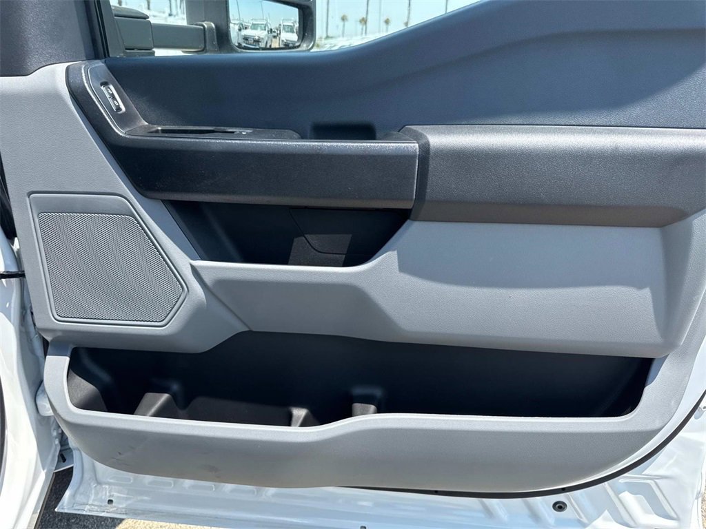 New 2025 Ford F350 XL w/ XL Chrome Package image 20