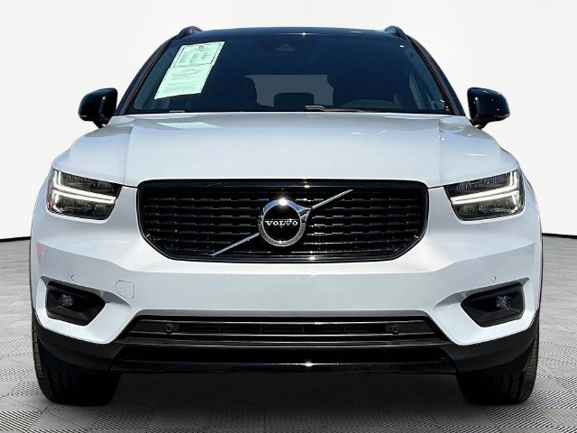 Used 2020 Volvo XC40 T5 R-Design w/ Protection Package Premier AWD/4WD image 2