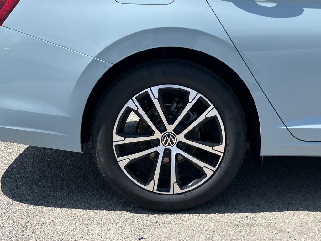 New 2026 Volkswagen Jetta Sport FWD image 4