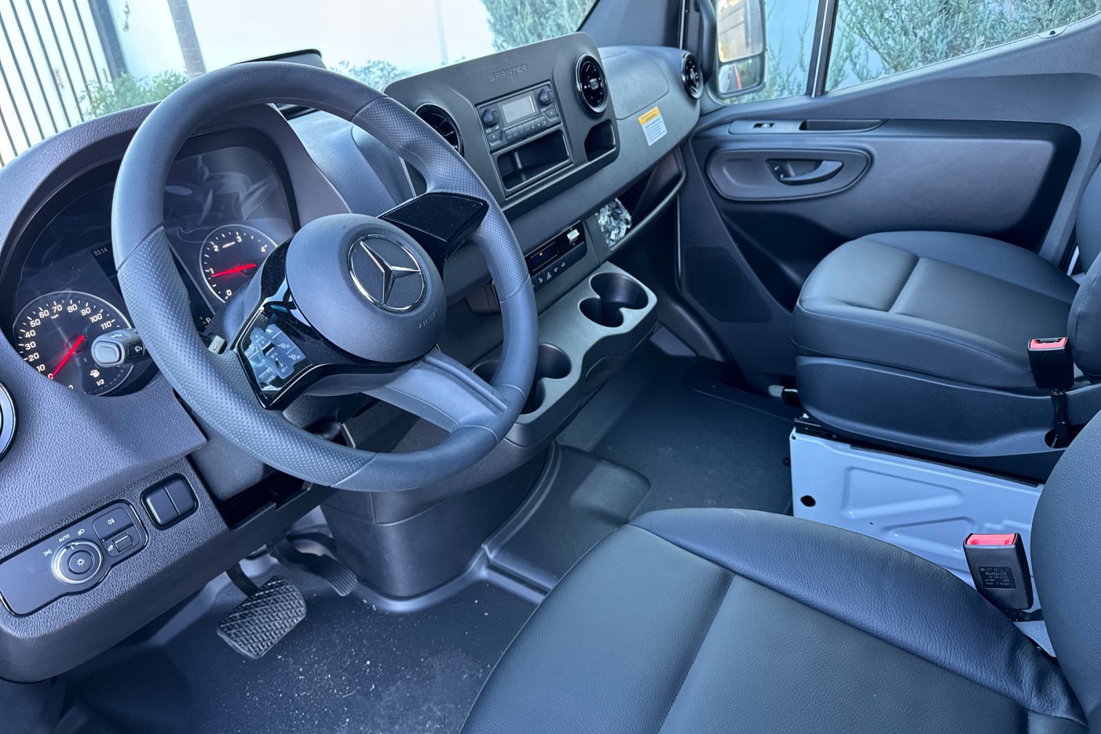 New 2025 Mercedes-Benz Sprinter 2500 image 12
