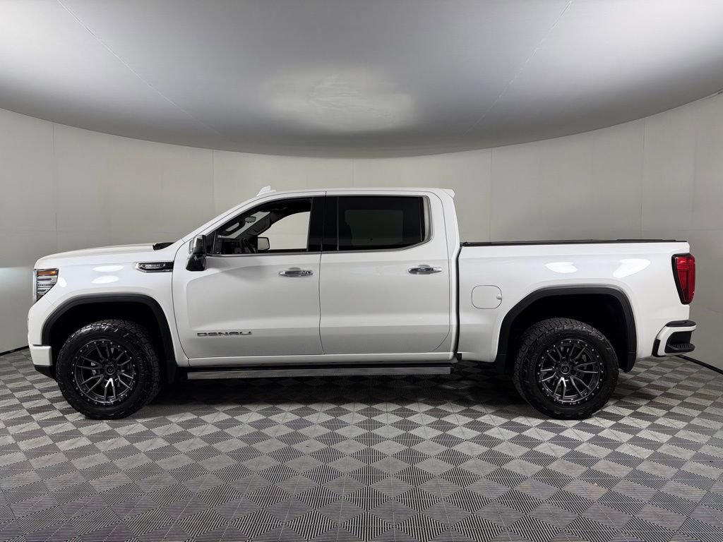 Used 2023 GMC Sierra 1500 Denali w/ Technology Package image 11