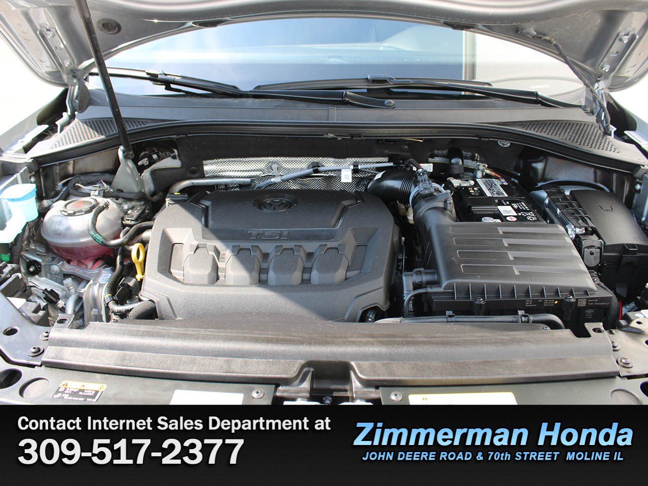 Used 2023 Volkswagen Tiguan SE R-Line FWD image 25