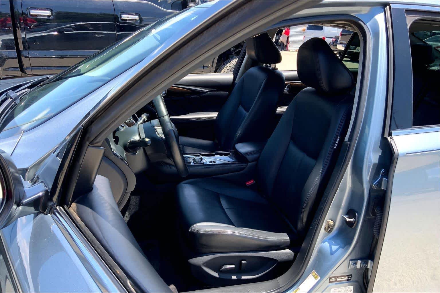 Used 2018 INFINITI Q50 Luxe AWD/4WD image 8