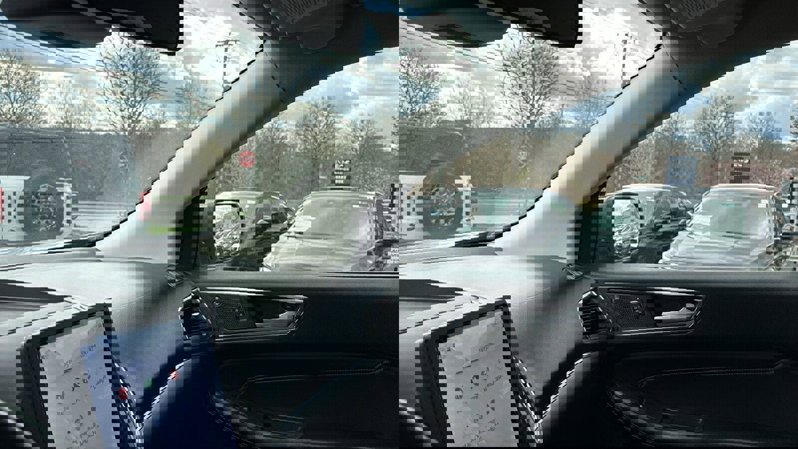 Used 2023 Ford Edge Titanium image 23