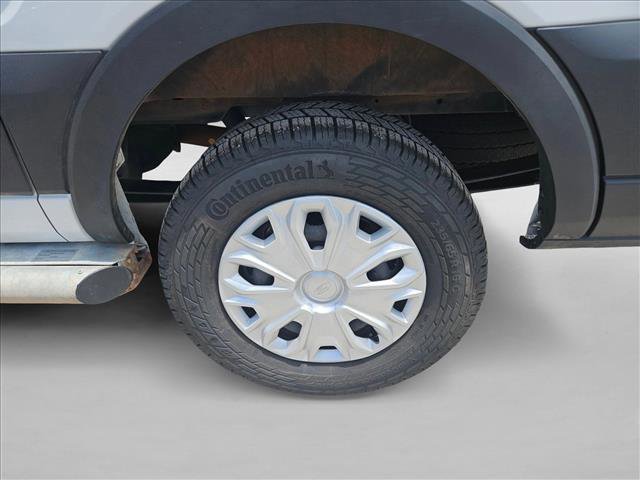 Used 2025 Ford Transit 250 Low Roof w/ Exterior Upgrade Package RWD image 9