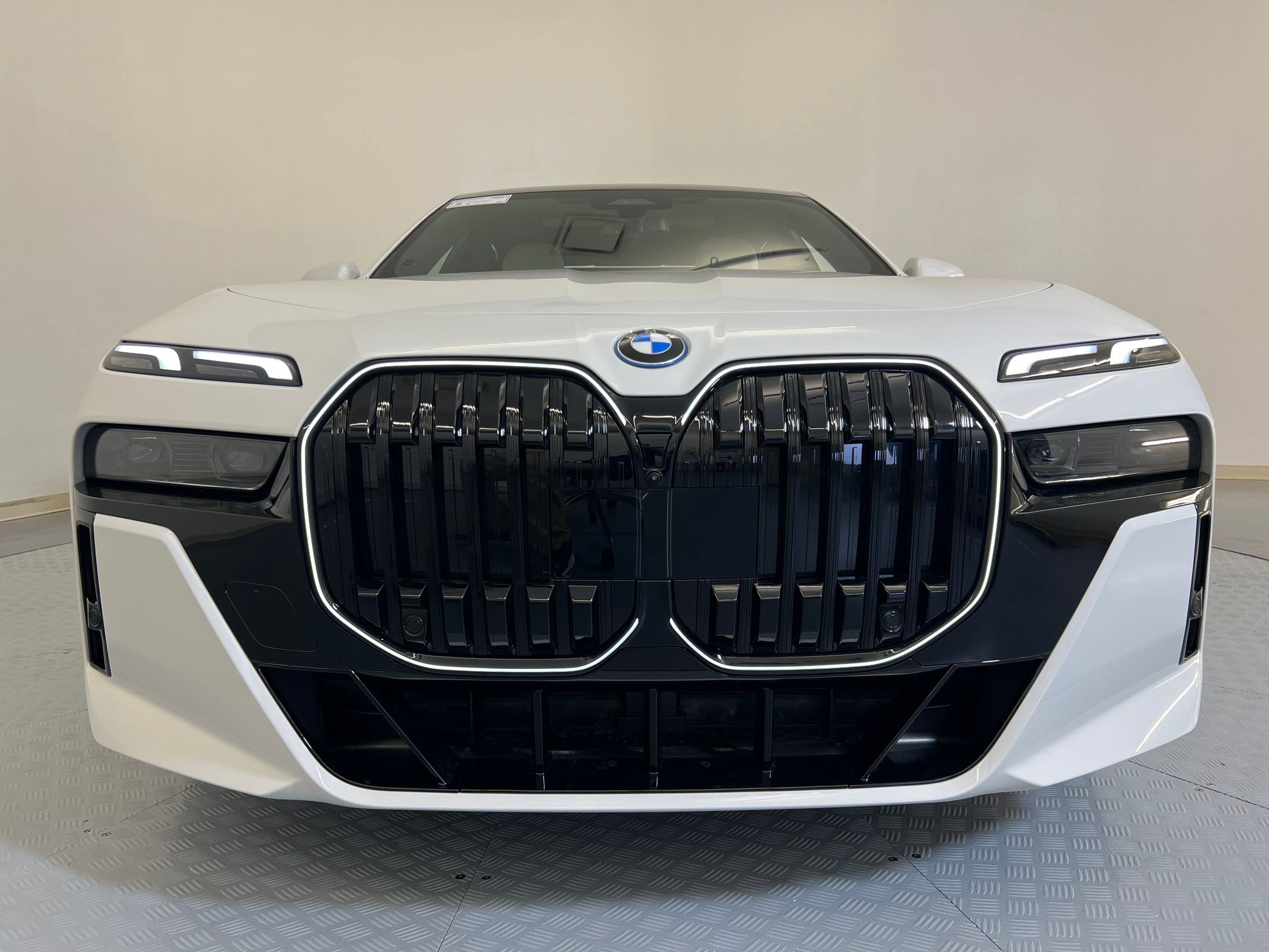 New 2026 BMW i7 eDrive50 w/ M Sport Package image 6