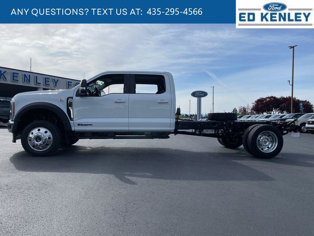 New 2026 Ford F450 Lariat w/ Snow Plow Prep Package AWD/4WD image 2