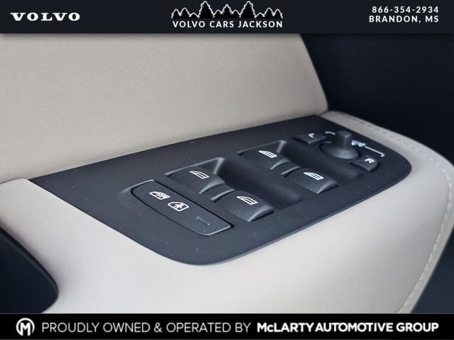 New 2026 Volvo XC60 B5 Plus w/ Protection Package Premier AWD/4WD image 16