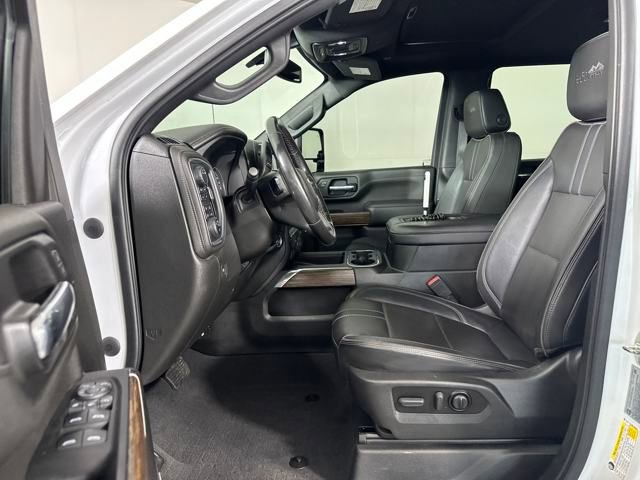 Used 2022 Chevrolet Silverado 3500 High Country image 11