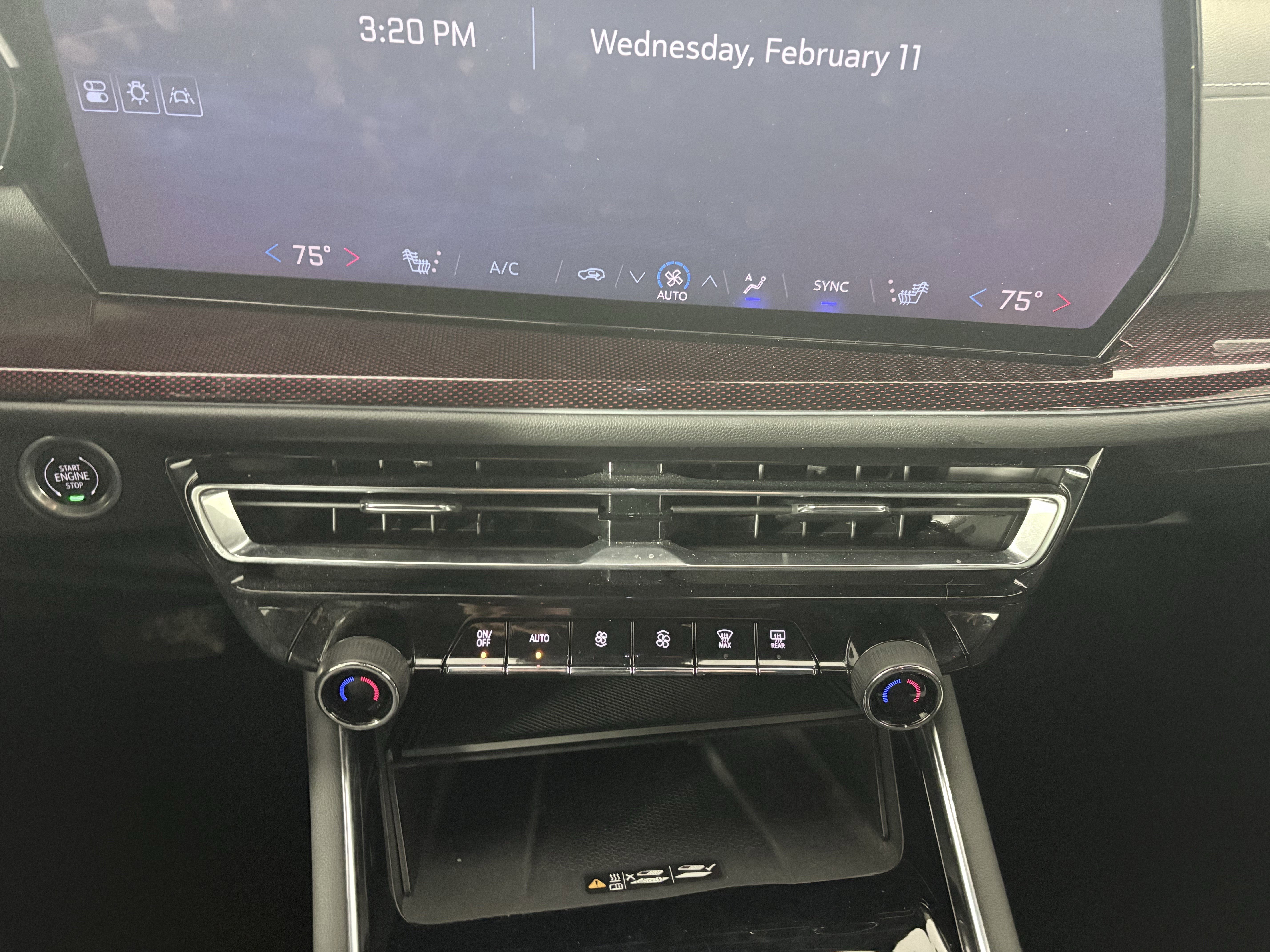 Used 2024 Chevrolet Traverse Z71 image 24