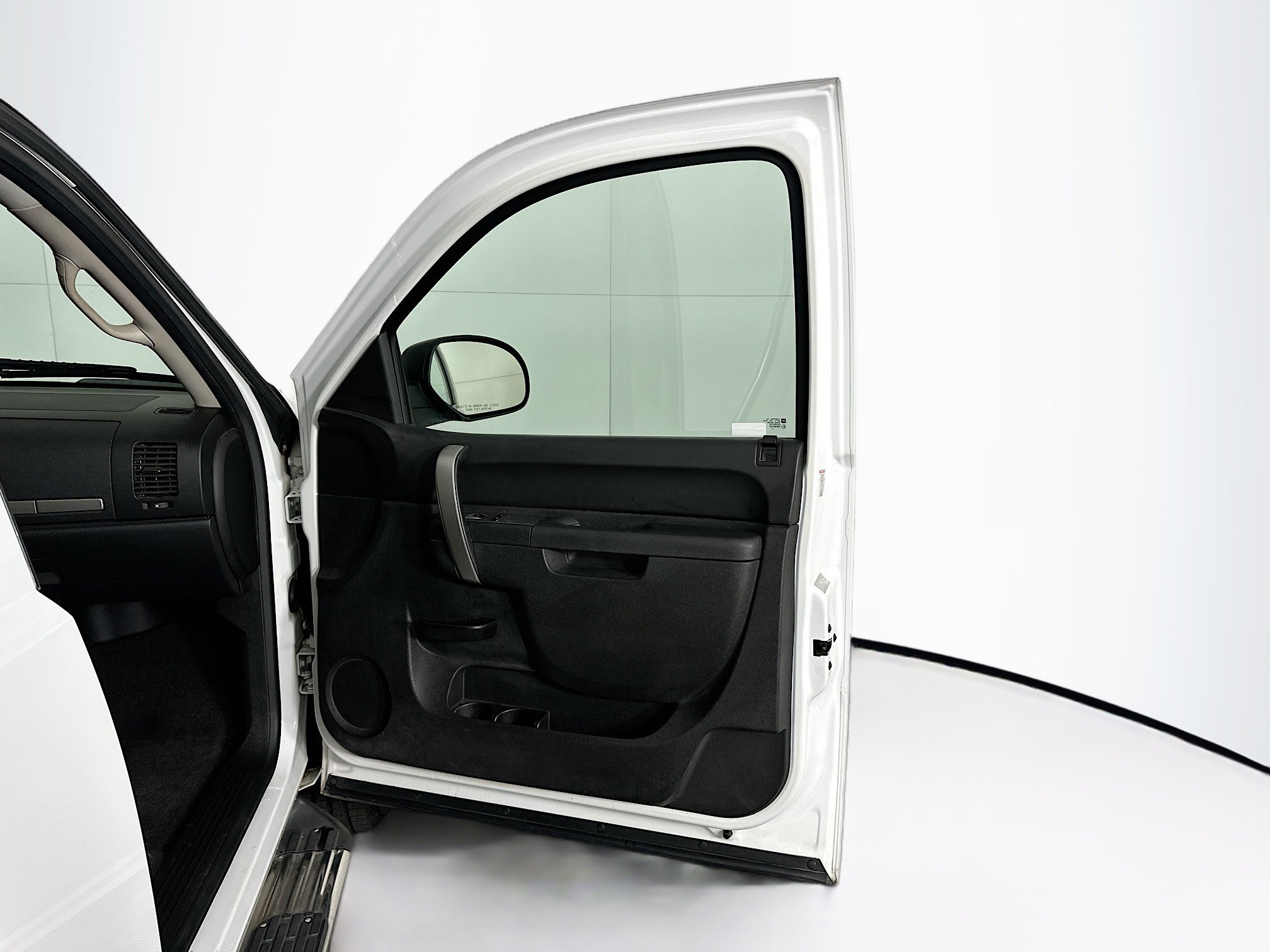 Used 2013 Chevrolet Silverado 1500 LT image 28