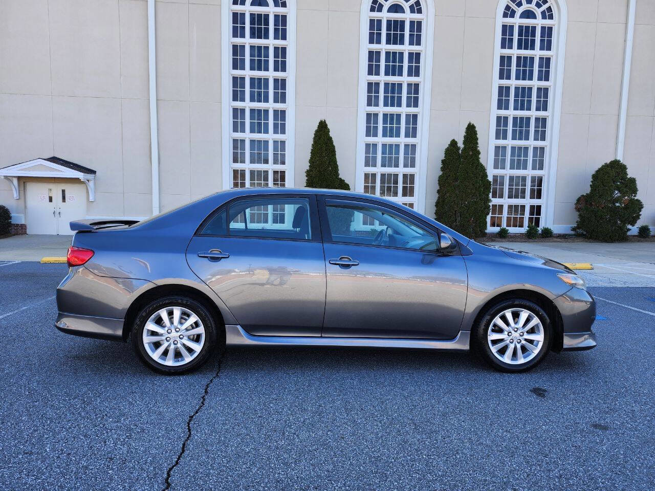 Used 2010 Toyota Corolla S image 17
