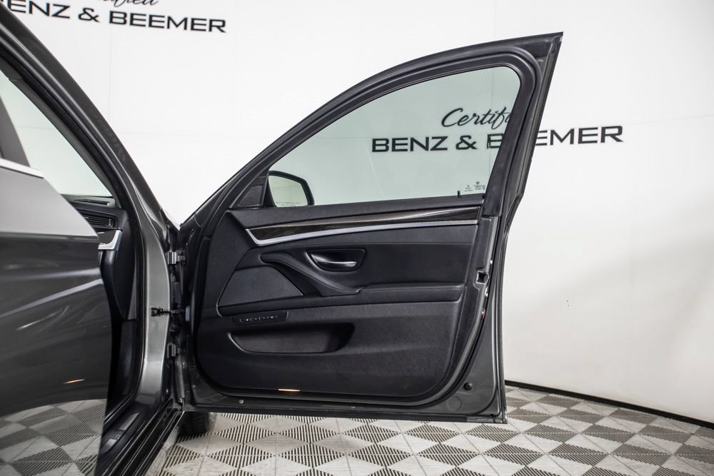 Used 2015 BMW 535i Sedan RWD image 19
