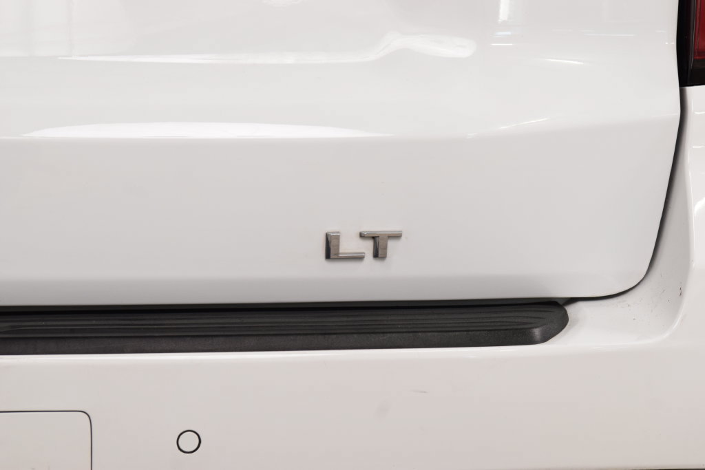 Used 2024 Chevrolet Suburban LT w/ LT Signature Package AWD/4WD image 21