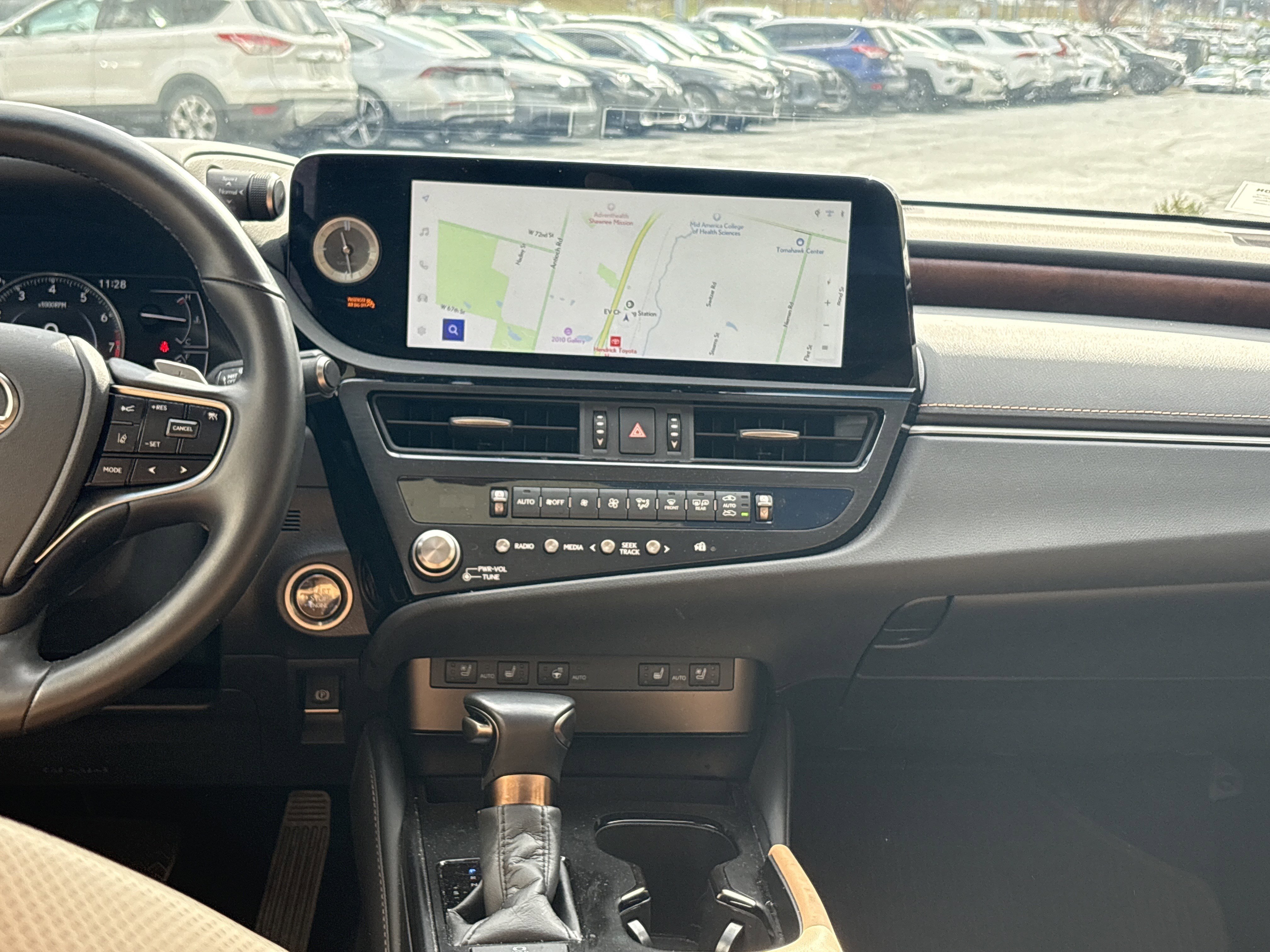 Certified 2025 Lexus ES 350 w/ Premium Package image 30