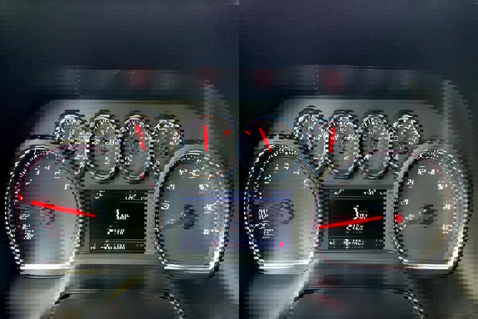 Used 2021 Chevrolet Suburban LT w/ LT Signature Package image 26