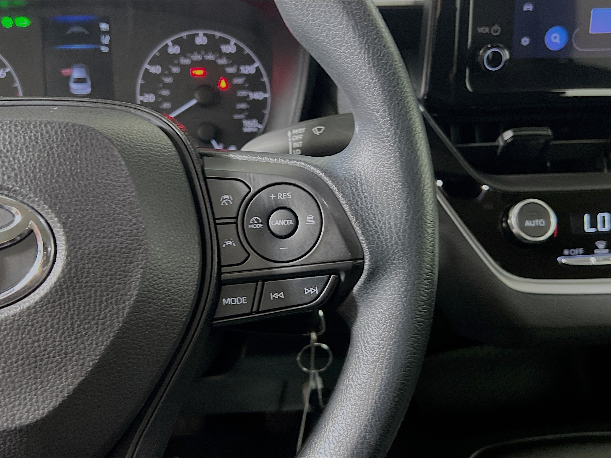 Used 2024 Toyota Corolla LE FWD image 20