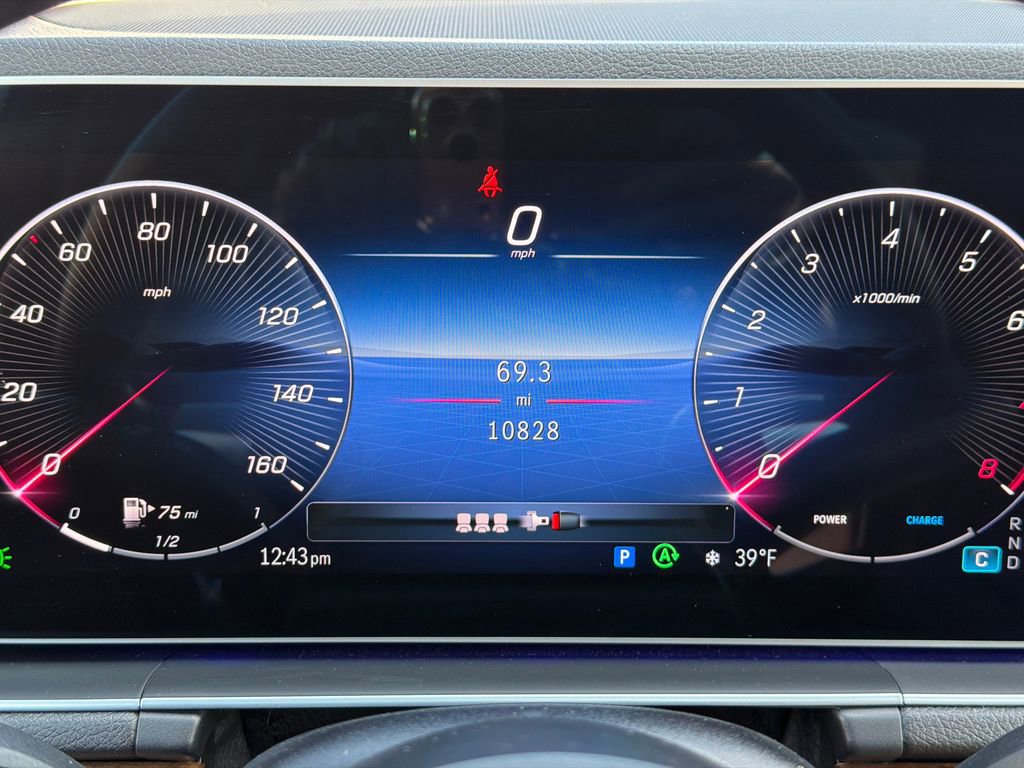 Used 2025 Mercedes-Benz GLE 350 4MATIC image 25