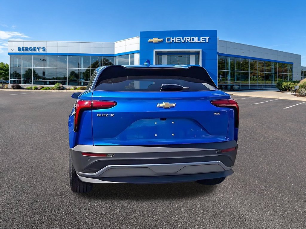 New 2025 Chevrolet Blazer EV LT AWD/4WD image 8