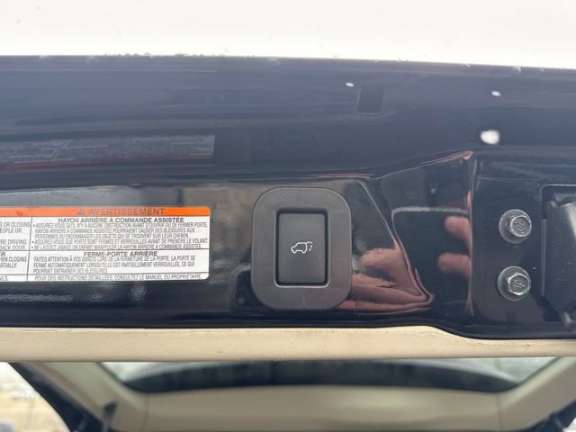 Used 2016 Toyota Sienna XLE w/ XLE Navigation Package image 12