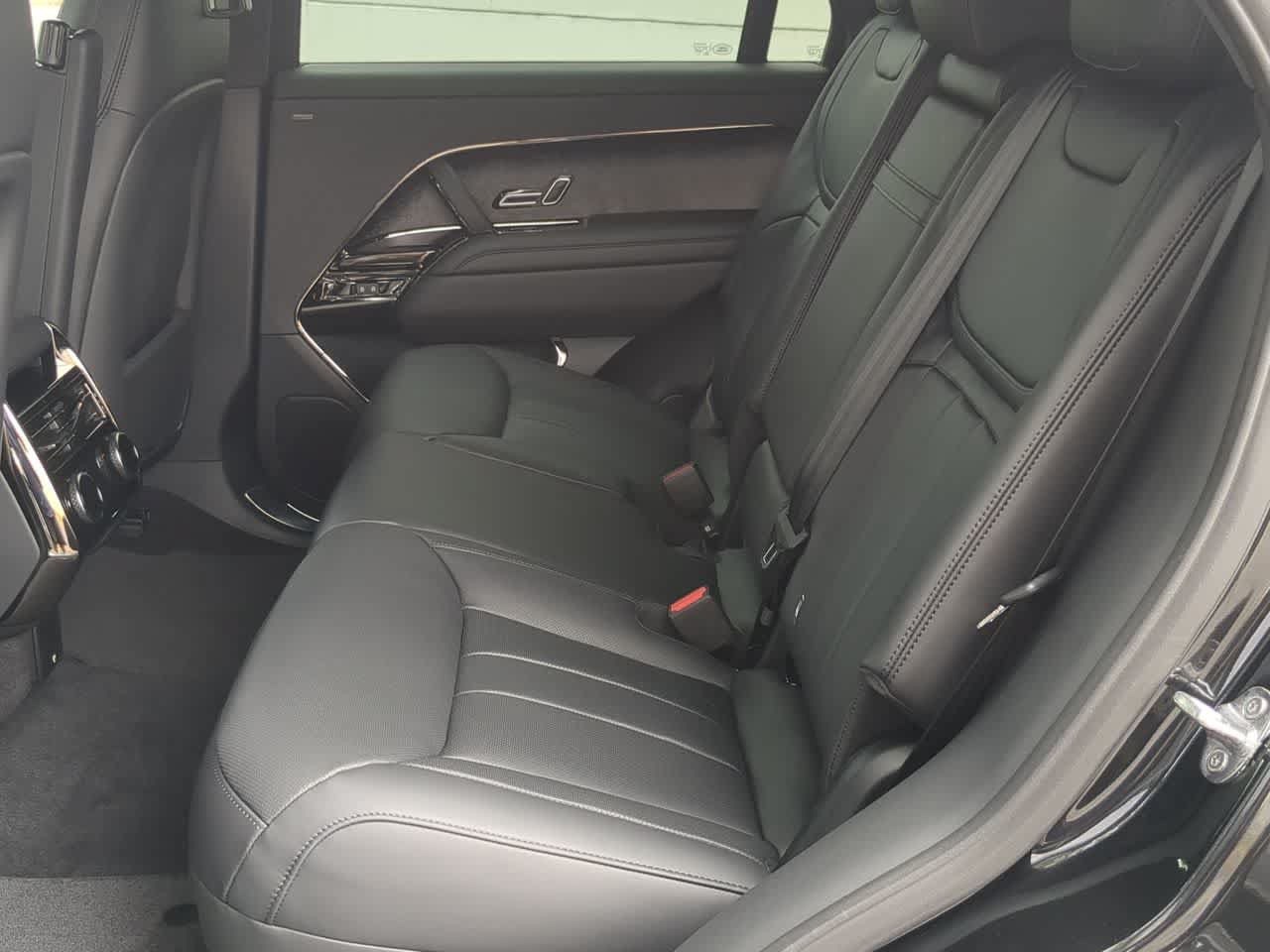 New 2026 Land Rover Range Rover Sport Dynamic SE AWD/4WD image 21
