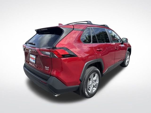 Used 2022 Toyota RAV4 XLE image 5