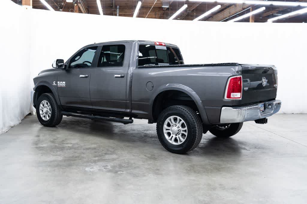 Used 2016 RAM 2500 Laramie w/ Convenience Group AWD/4WD image 4