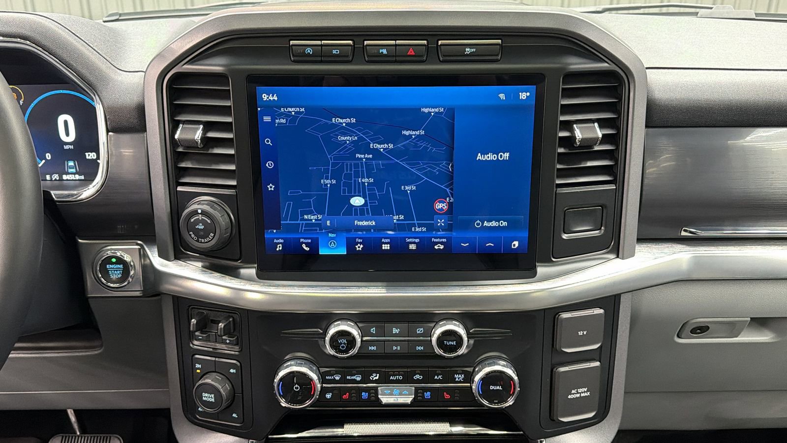 Used 2023 Ford F150 Lariat w/ Equipment Group 502A High AWD/4WD image 20