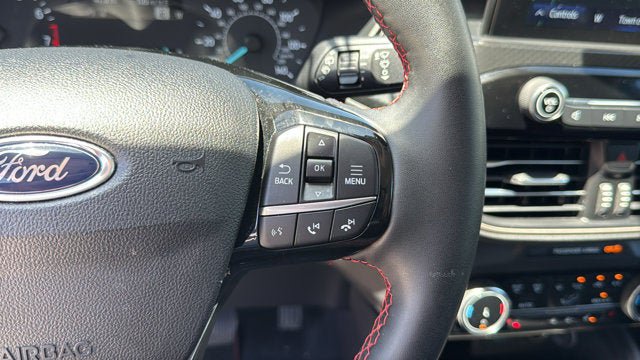 Used 2022 Ford Escape SEL w/ SEL Stealth AWD Package image 17
